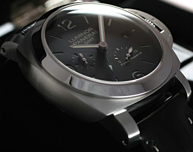 【最高品質】パネライスーパーコピールミノール1950 3デイズGMTパワーリザーブ PAM00321_スーパーコピー時計