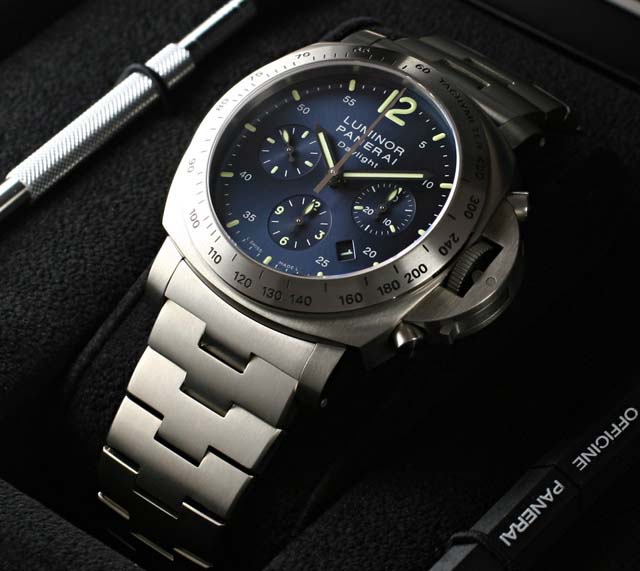 【最高品質】パネライスーパーコピールミノールクロノ デイライト PAM00327_スーパーコピー時計