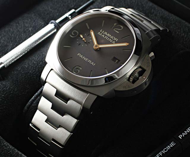 【最高品質】パネライスーパーコピールミノールマリーナ1950 3デイズ チタン PAM00352_スーパーコピー時計